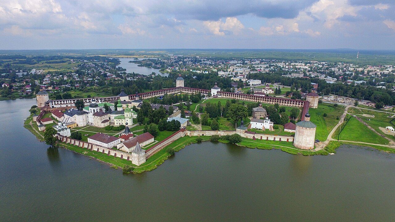 Кирилло-Белозерский монастырь — Горицы